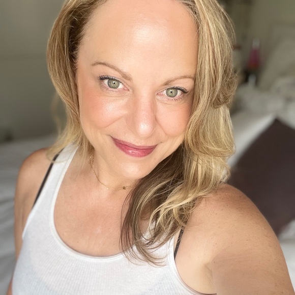 Meet your Posher, Kelly - Picture 1 of 1